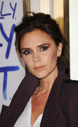 Victoria Beckham - Страница 7 B15237225973420