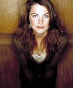 Lucy Lawless F90187233833856