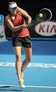 Мария Шарапова - practices for Australian Open,11.01.13 - 5xHQ 4eaebb234065735