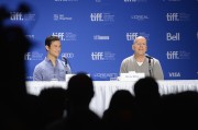 Брюс Уиллис / Bruce Willis - Looper Press Conference @ Toronto International Film Festival, 06.09.12 (27xHQ 9186b2236634466