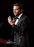 Брэдли Купер (Bradley Cooper) 24th Annual Palm Springs International Film Festival Awards Gala in Palm Springs, 05.01.13 - 68xHQ 441240237762958