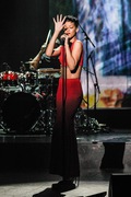 Рианна (Rihanna) performs for the La Chanson De L'Annee 2012 Show in Paris,10.12.12 (12xHQ) B3f58e247612208