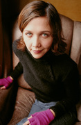 Мэгги Джилленхол (Maggie Gyllenhaal) Portraits - 2xHQ 84e864251706545