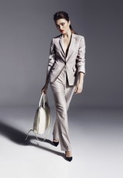 http://thumbnails107.imagebam.com/26888/0b096e268875192.jpg