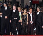 Бенисио Дель Торо (Benicio Del Toro) Cannes Film Festival, 'Sin City' Premiere (19 May 2005) (86xHQ) 4920e7278578680