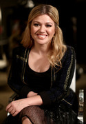 Келли Кларксон (Kelly Clarkson) posing for Matt Sayles portraits in Los Angeles - Nov. 5, 2012 (9xHQ) 9264e5282949289