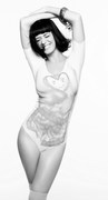 Кэти Перри (Katy Perry) Fashion Against AIDS Promoshoot (B&W) - 2xHQ D038da285393889
