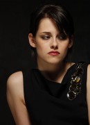 Кристен Стюарт (Kristen Stewart) Dan MacMedan Photoshoot - The USA Today Portraits, November 6, 2009 (19xHQ) Aa0af2285965449