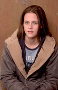 Кристен Стюарт (Kristen Stewart) Sundance Film Festival 'Speak' by Jeff Vespa at HP Portrait Studio in Park City, UT, US - 2004-01-21 (15xHQ) 102bf8285974073