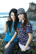 Деми Ловато и Селена Гомес (Demi Lovato, Selena Gomez) Clark Samuels Photoshoot in San Juan, Puerto Rico - July 4, 2008 - 89xHQ 8d864d286170722