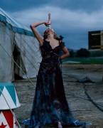 Кэмерон Диаз (Cameron Diaz) Vogue Photoshoot - 4xHQ F969c3286195667