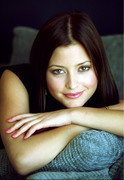 Holly Valance - Страница 2 009e9c286884213