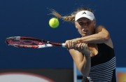 Каролин Возняцки (Caroline Wozniacki) training at 2013 Australian Open (12xHQ) Edfa29287475181