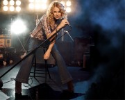 Тейлор Свифт (Taylor Swift) LEI Jeans Photoshoot 2009 (5xHQ) 41a6ef290471112