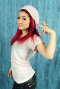 Ариана Гранде (Ariana Grande) Albert Michael Photoshoot 2009 (11xHQ) B85c13290477654