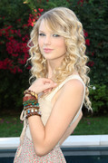 Тейлор Свифт (Taylor Swift) - Andrew Southam photoshoot for US Weekly 2008 (11xHQ) 8d5453291406342