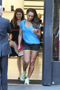 Мелани Браун (Melanie Brown) Out for a workout in New York City,27.08.13 - 11xHQ 94a906291779198