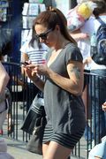 Мелани Чисхолм (Melanie Chisholm) 28.08.13 Out and About in London - 5xHQ 2d6e53291790991