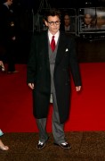 Джонни Депп (Johnny Depp) Finding Neverland Premiere (London, October 17, 2004) (167xHQ) 4f8780293422245