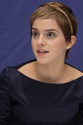 Эмма Уотсон (Emma Watson) Harry Potter & the Deathly Hallows London Press Conference, 13.11.2010 - 112xHQ 5c0b70402837508