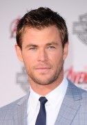 Крис Хемсворт (Chris Hemsworth) 'Avengers Age Of Ultron' Premiere, Dolby Theater, Hollywood, 2015 (105xHQ) 4ca140404127190
