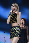 Тейлор Свифт (Taylor Swift) Jingle Bell Ball (Day 2) (show), 2014 (37xHQ) 2af593406654427
