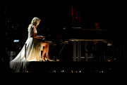 Тейлор Свифт (Taylor Swift) 56th GRAMMY Awards - Performance, Staples Center, Los Angeles, 01.26.2014 (19xHQ) Fe6f7a406652849