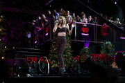 Тейлор Свифт (Taylor Swift) Z-100 Jingle Ball (show and backstage), Madison Square Garden, New York City, 12.12.2014 - 12xHQ 1d5938408003474