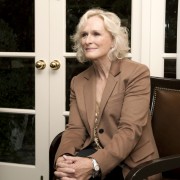 Гленн Клоуз (Glenn Close) "Albert Nobbs" press conference (Hollywood, 05.10.2011) 5da9ab408358698