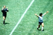 Diego Armando Maradona - Страница 9 7b932d415322701